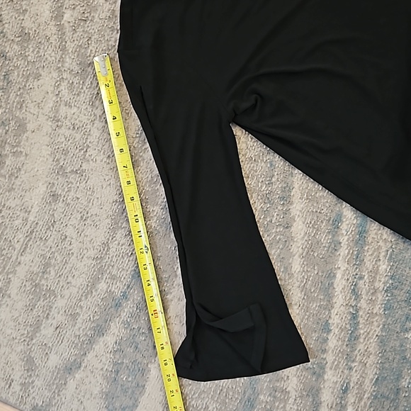 Micheal Kors Woman's Bell Sleeve Black Blouse. Sz: M EUC - Picture 7 of 7